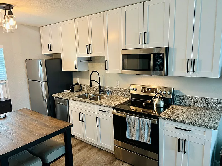 401 S Mars Ave #1 — Photo 10