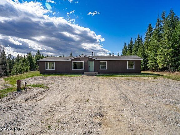 3rd image of 293 Sitting Bull Rd