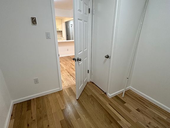 4th image of 20926 23rd Ave #3