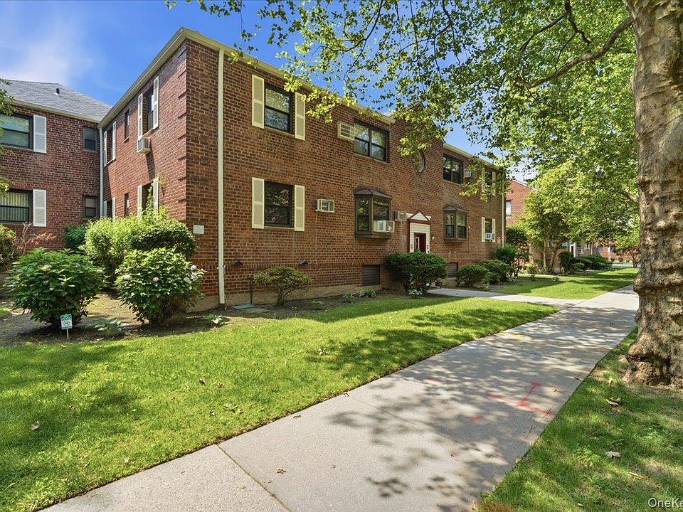1st image of 86-22 155th #3L