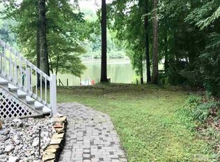 602 Porteur Pt, Cedar Grove, NC 27231