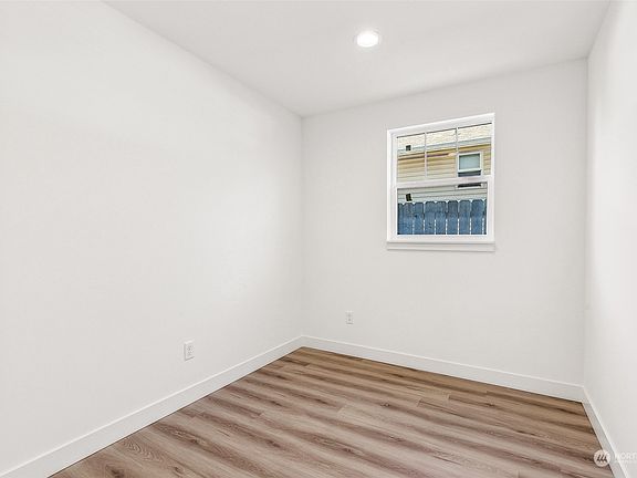 4th image of 14726 40th Avenue W