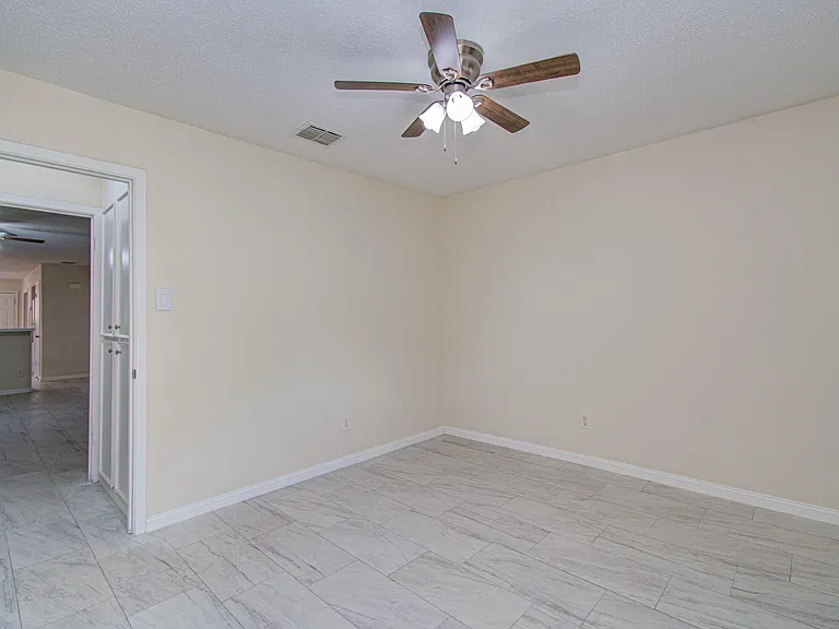 8820 Bissonnet St — Photo 24