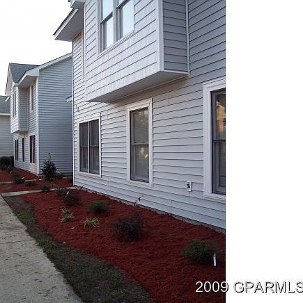 1st image of 118 Victoria Court #B