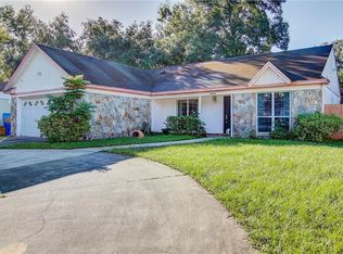 909 Sunridge Point Dr, Seffner, FL 33584