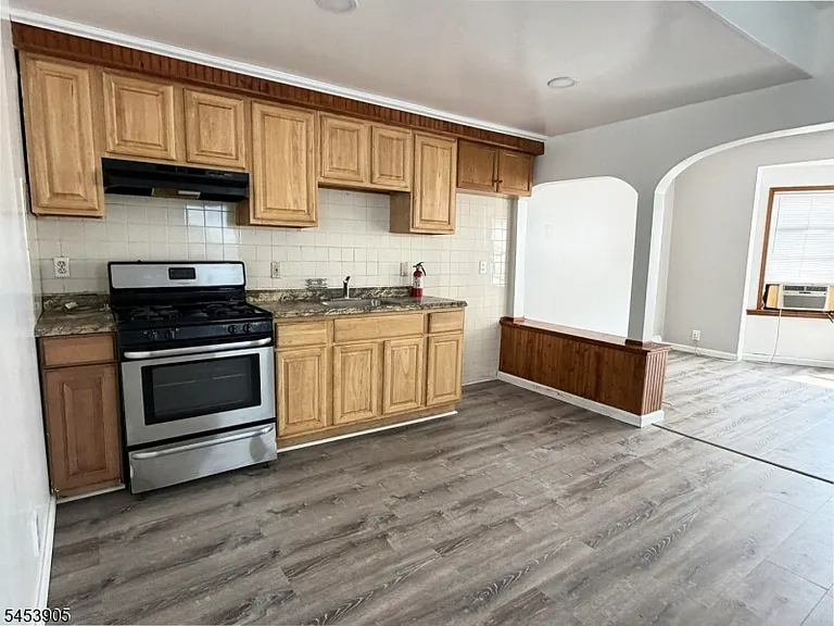 20 Highland Ave — Photo 5