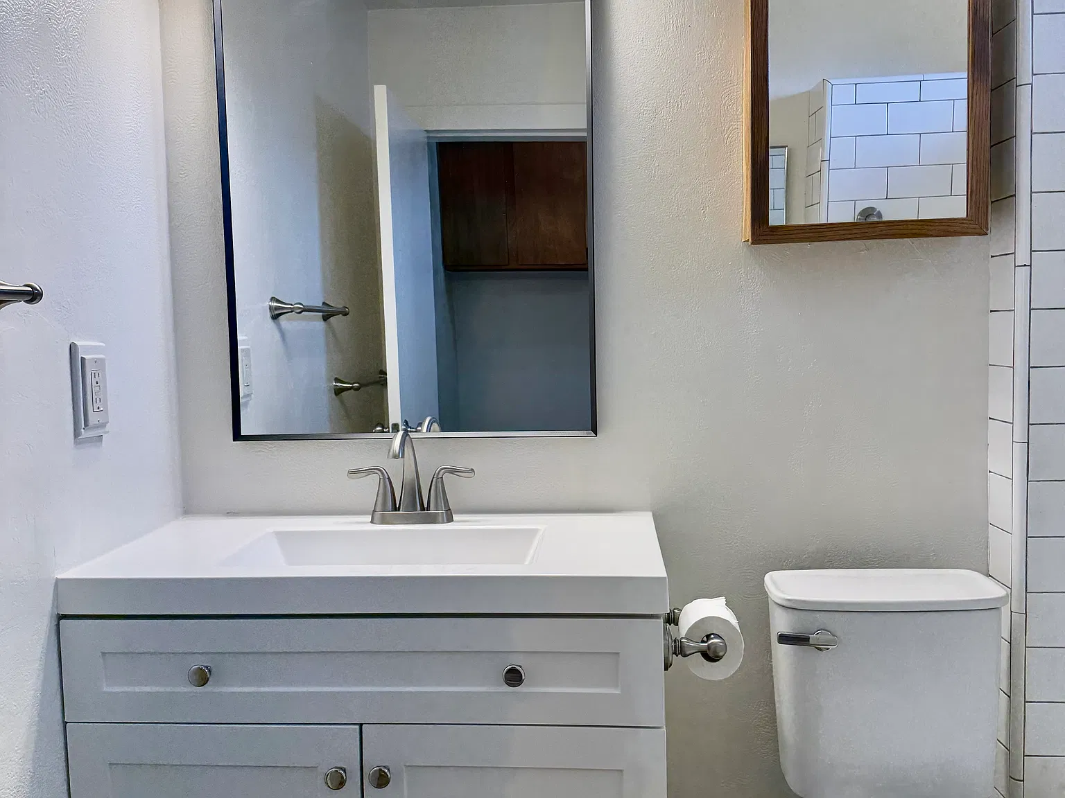 3 bed, 890 sqft, $3,250 — Photo 4