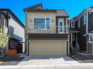 89 W Sage Bluff Rise NW, Calgary, AB T3R1T4