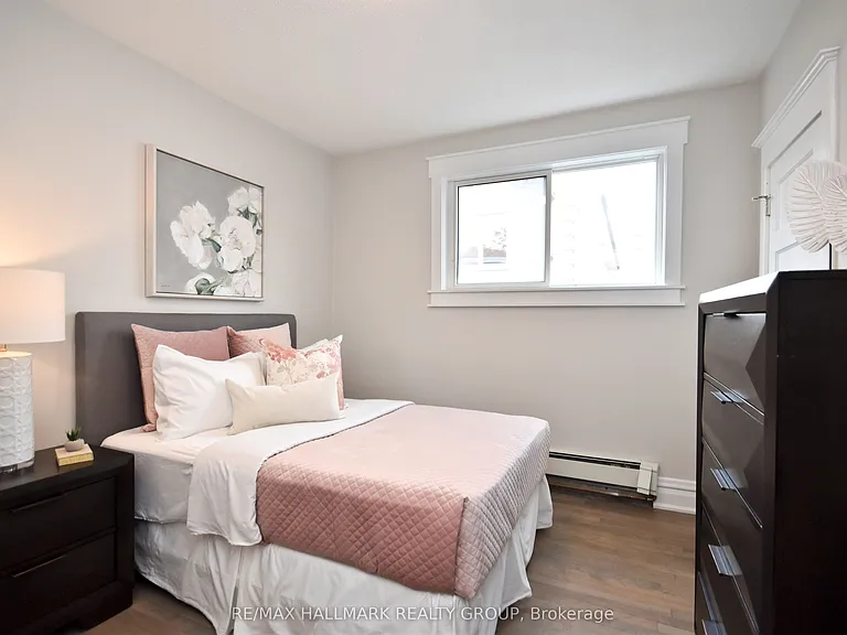 375 Mackay St #2 — Photo 22
