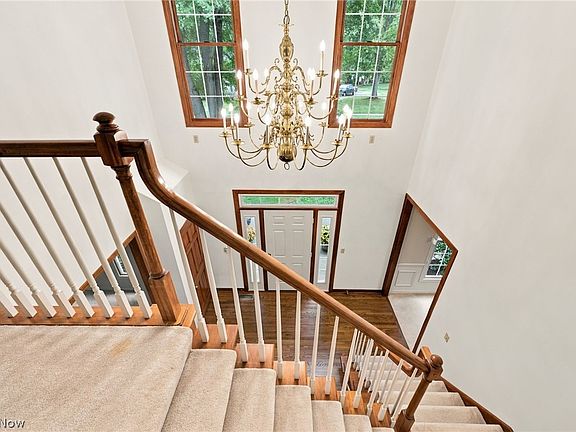 5th image of 767 Sunridge Rd