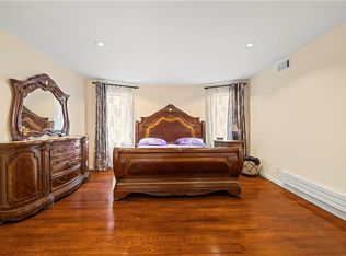 2650 E 19th St, Brooklyn, NY 11235