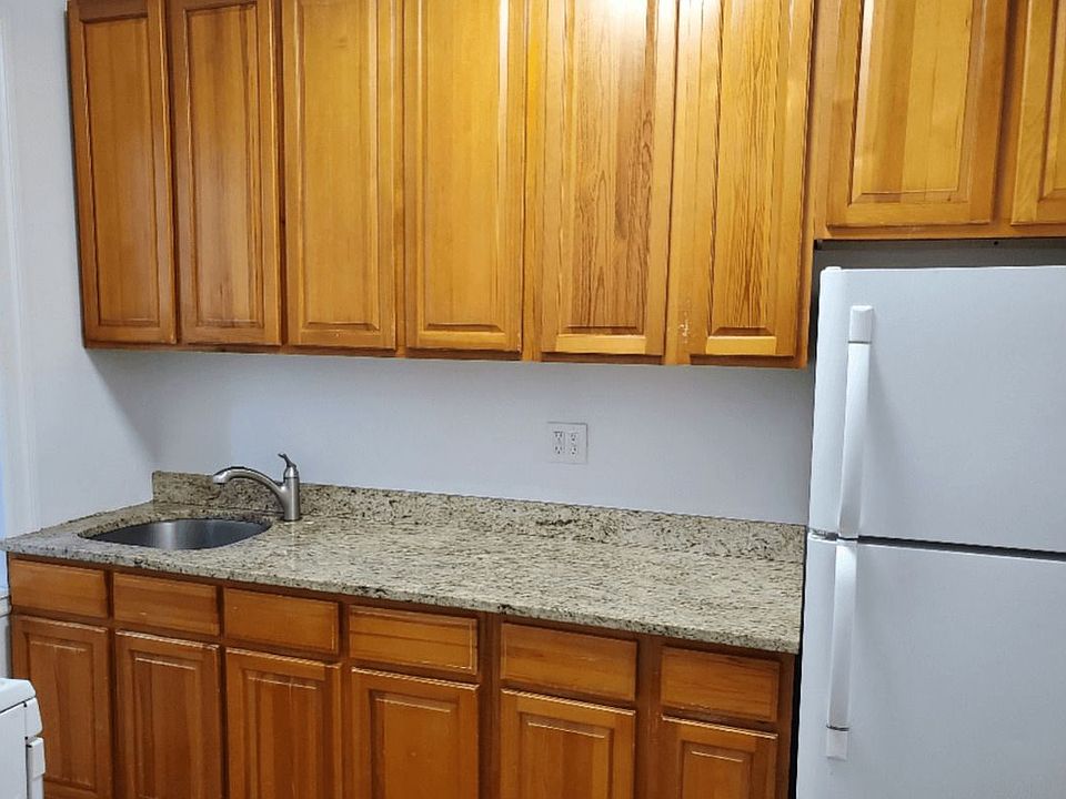 1st image of 21-05 33rd St #2167-2C