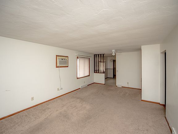 2nd image of 4025 W 176th St
