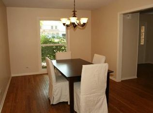 6626 Stowe Ct, Lisle, IL