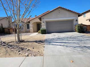 15074 Strawberry Ln, Adelanto, CA 92301