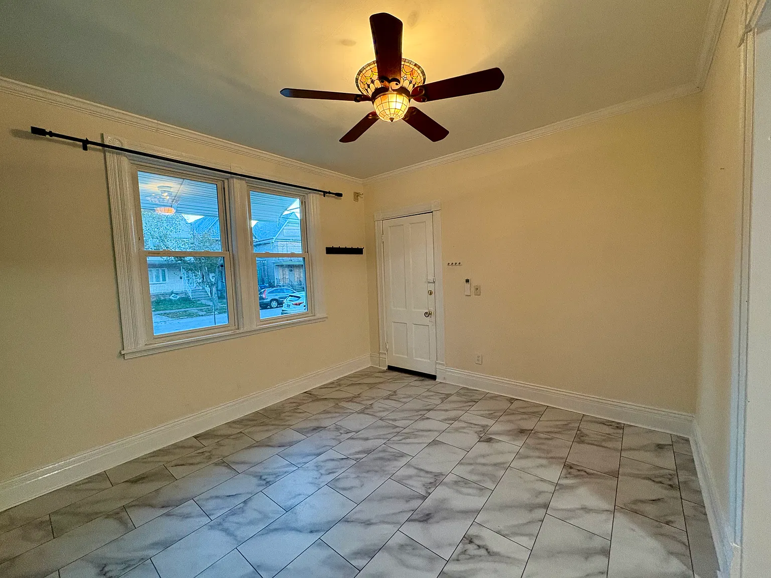 3 bed, 1490 sqft, $1,650 — Photo 4