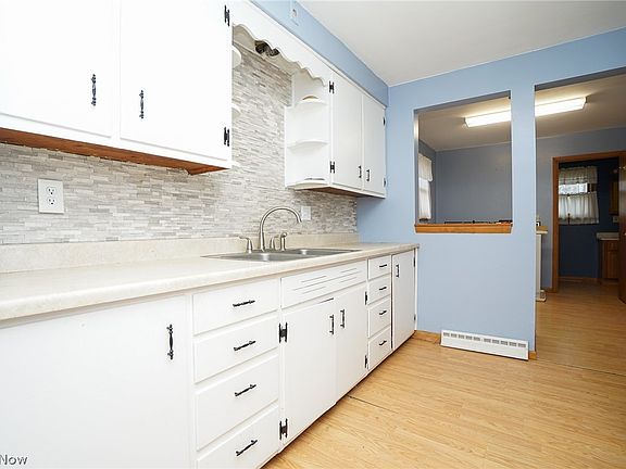 5th image of 5581 E Calla Rd