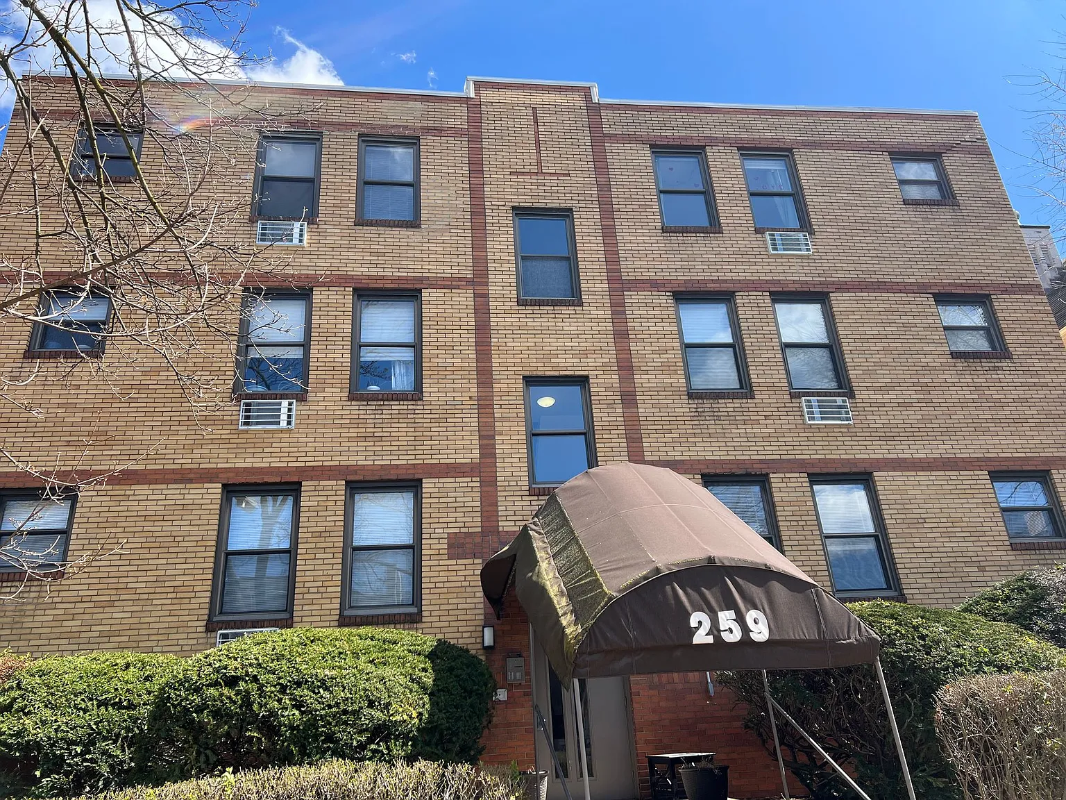 259 Shady Avenue — Photo 1