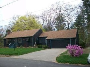 5 Laurel Ave, Plaistow, NH 03865