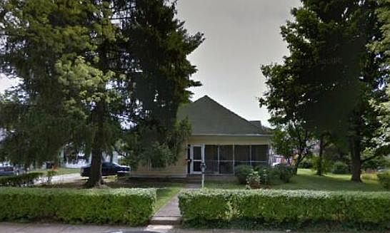 1st image of 1108 N Woodburn Ave