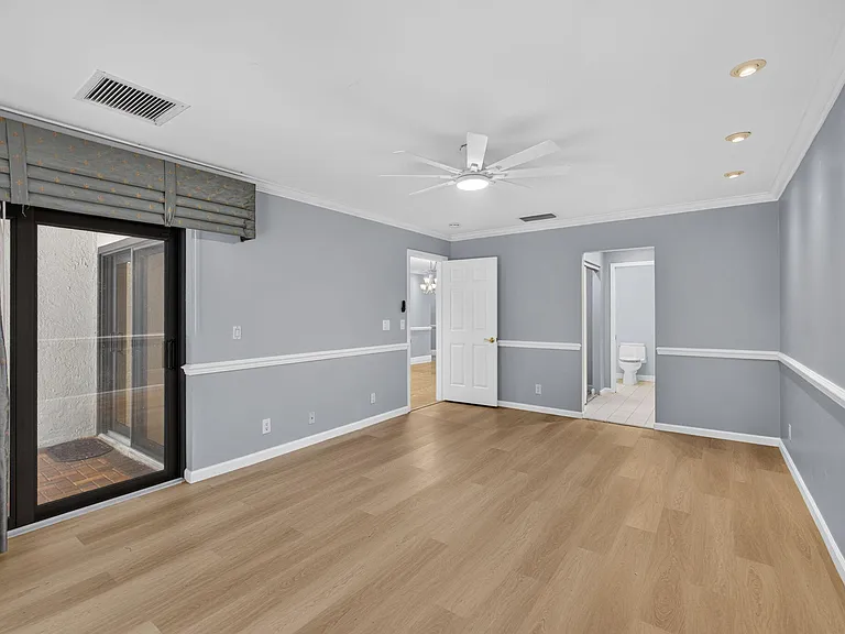 65 Balfour Rd E — Photo 19