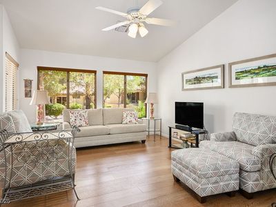 3128 Faiss Dr, Las Vegas, NV, 89134