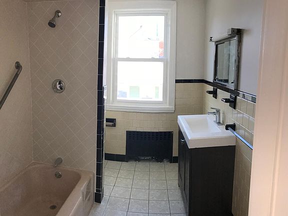Bathroom 01