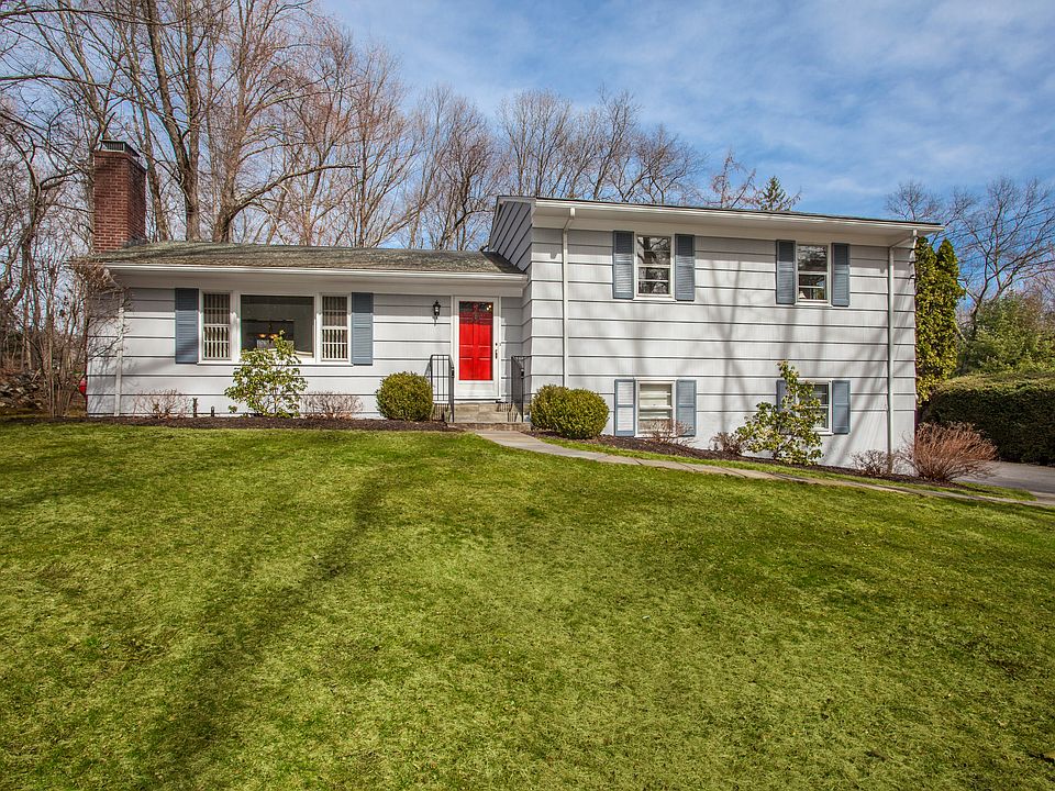 1st image of 14 Hopp Ground Ln