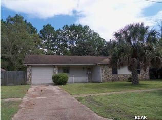 732 E Pine Forest Dr, Lynn Haven, FL 32444