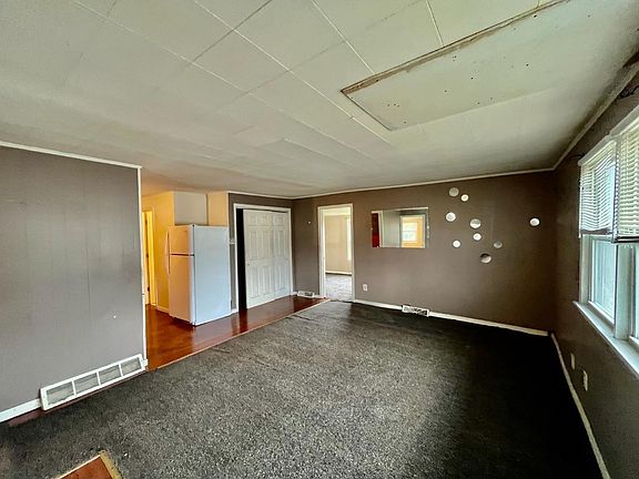 5th image of 8200-8202 Lake Shore Dr