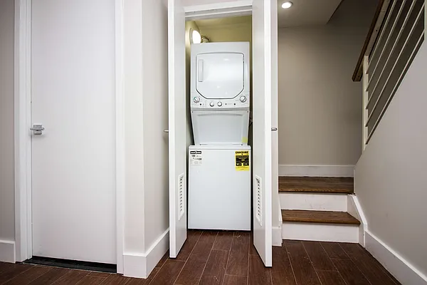 Rented by Nooklyn NYC LLC | media 30