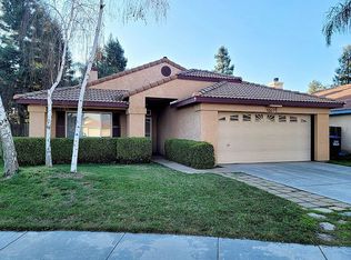 1507 N Rio Vista Ct, Visalia, CA 93292