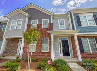 907 Goldmine Hill Ct, Belmont, NC 28012
