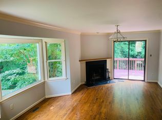 9016 Daum Ct, Springfield, VA 22153