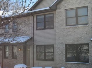 1841 Bright View Dr, Loves Park, IL 61111