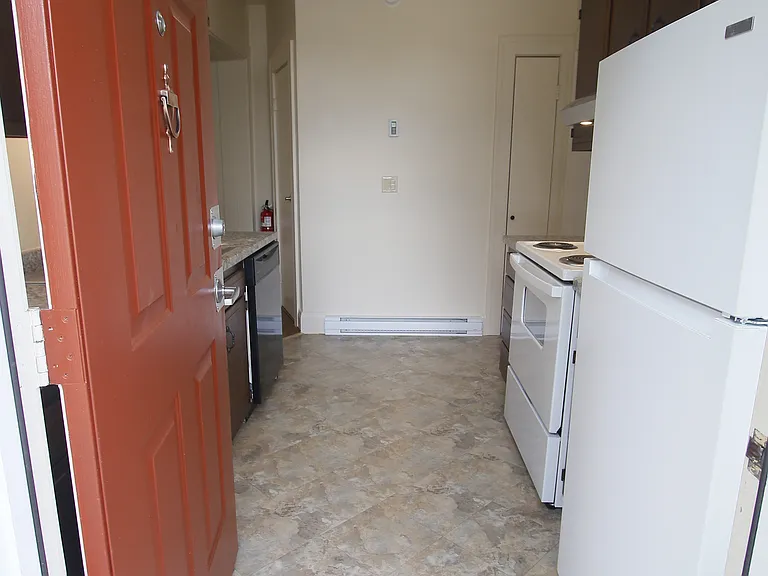 615 Mason St #1 — Photo 2