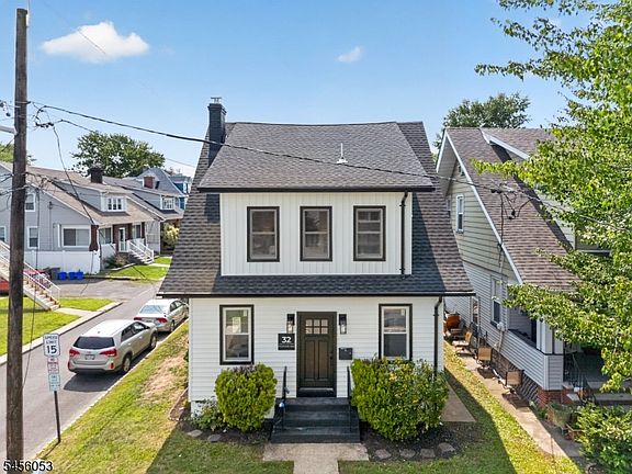 2nd image of 32 Fontaine Ave
