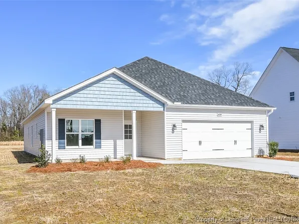 658 Barlow Rd, Parkton, NC 28371