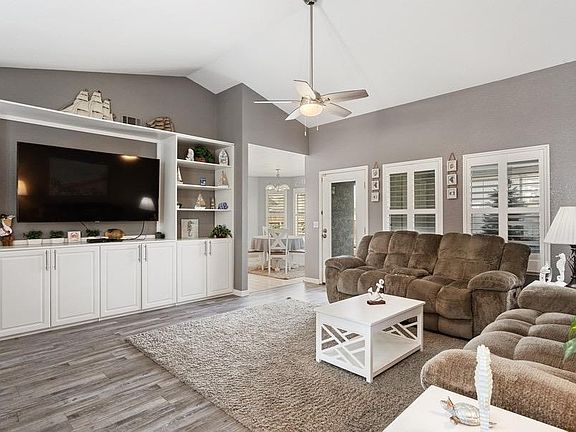 5th image of 1051 Janine Ct