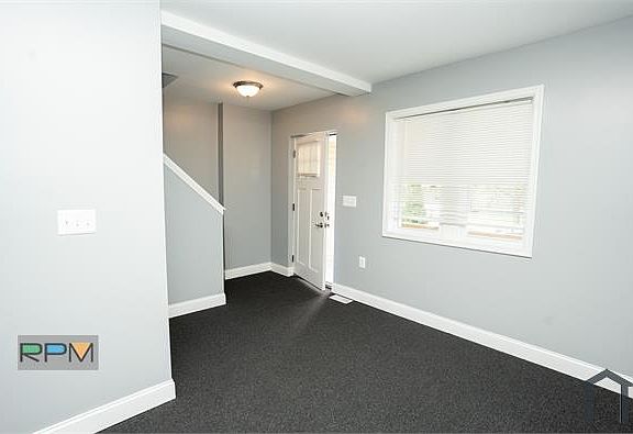 5th image of 3969 Brooklyn Ave