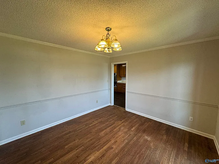 120 Roy Dr — Photo 13