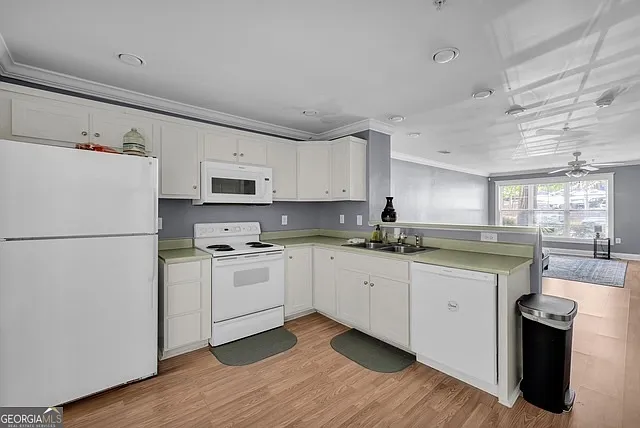 490 Barnett Shoals Rd #205 — Photo 13