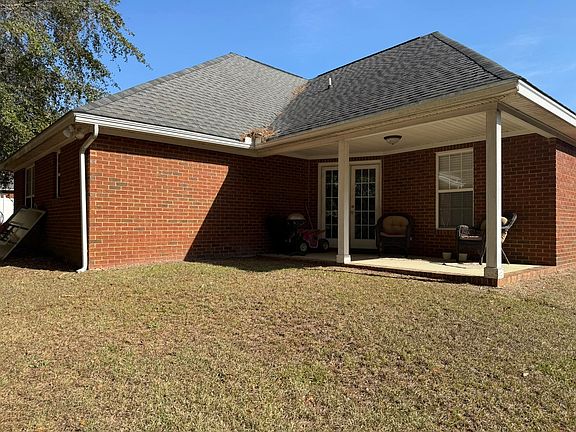 3rd image of 342 Orangepark Dr