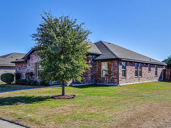 2nd image of 716 Candelila Dr
