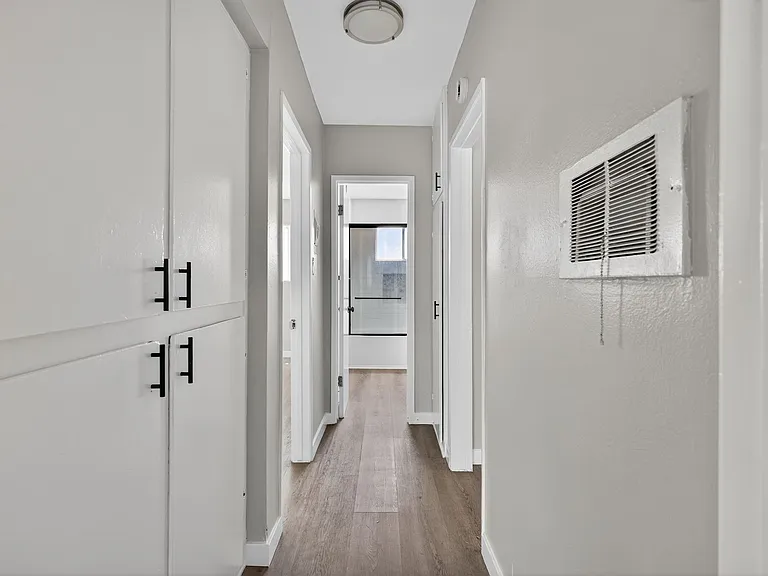 10442 Lampson Avenue — Photo 16