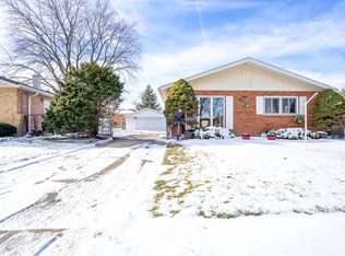 11800 S Kedvale Ave, Alsip, IL 60803
