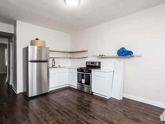 3rd image of 3123 N Kimball Ave