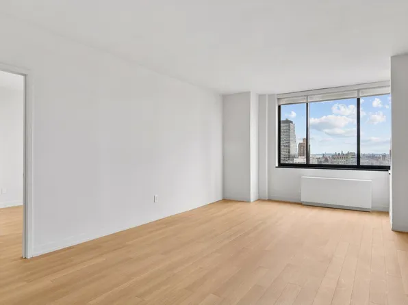 1 Columbus Place image 1 of 33