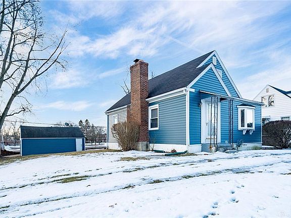 2nd image of 4054 Woodbine Ave