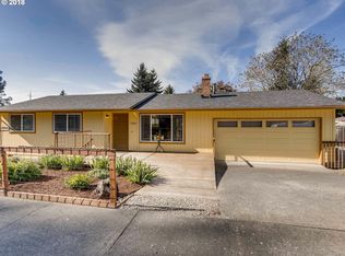 11015 NE Campaign St, Portland, OR 97220